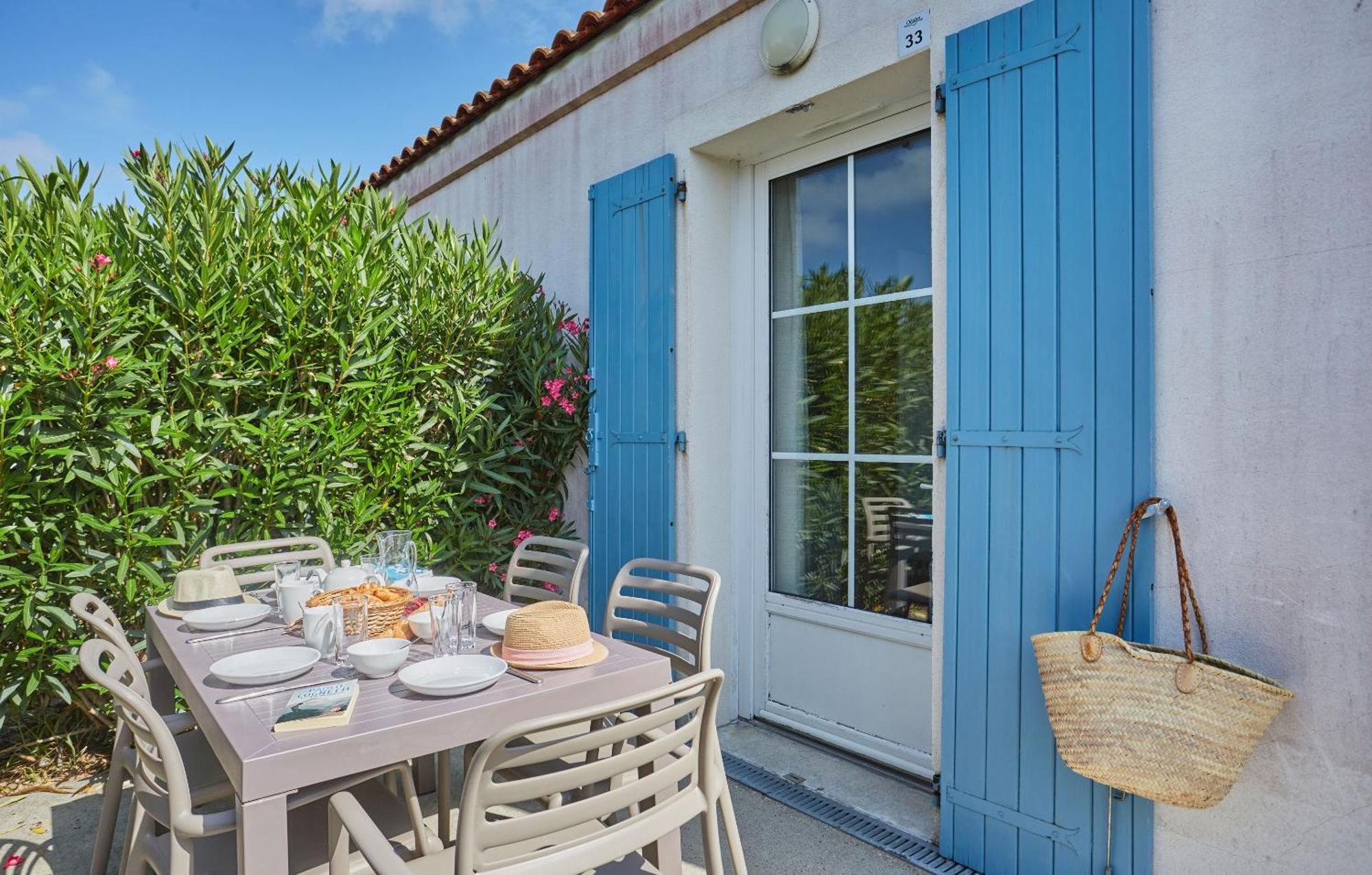 Residence Odalys Terre Marine Saint-Pierre-d'Oleron Exterior photo